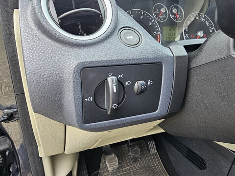 Ford Fiesta III  1.3 70ch Fun 5p + Clim