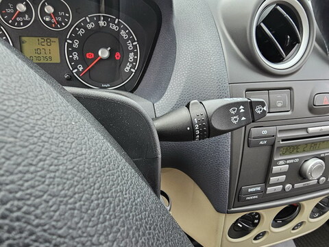 Ford Fiesta III  1.3 70ch Fun 5p + Clim