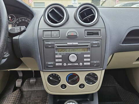 Ford Fiesta III  1.3 70ch Fun 5p + Clim