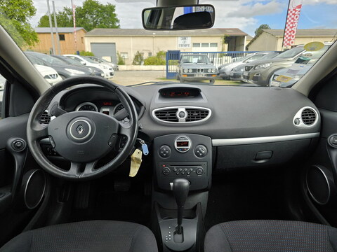 Renault Clio Estate III  1.6 16v 110ch Dynamique BVA