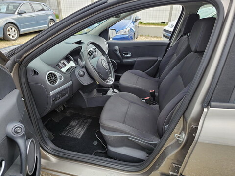 Renault Clio Estate III  1.6 16v 110ch Dynamique BVA