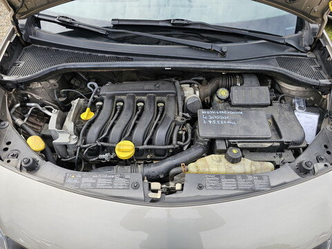 Renault Clio Estate III  1.6 16v 110ch Dynamique BVA