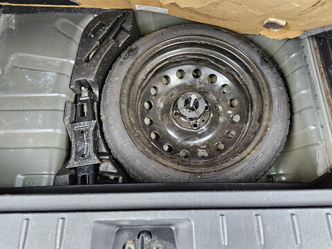 Nissan Note I (E11)  1.4L 16V 88ch Visia