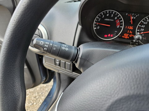 Nissan Note I (E11)  1.4L 16V 88ch Visia