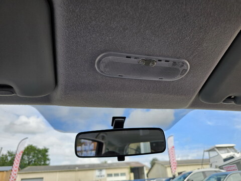 Nissan Note I (E11)  1.4L 16V 88ch Visia