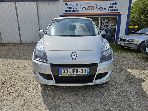 Renault Scenic III  1.6 16v 110ch Authentique