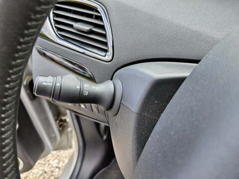 Renault Scenic III  1.6 16v 110ch Authentique