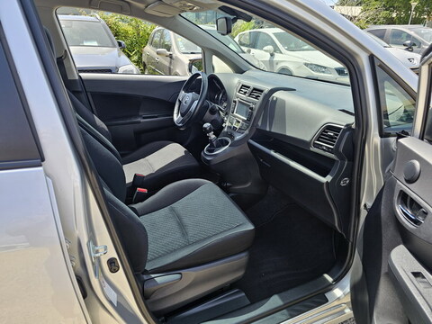 Toyota Verso-S 1.3 VVT-i 100ch Lounge