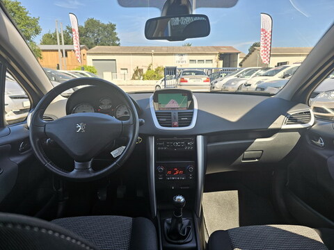 Peugeot 207  1.6 VTi 16v 120ch Premium Pack 5p + GPS