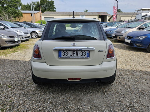 Mini One R56  1.4L 75ch + Clim