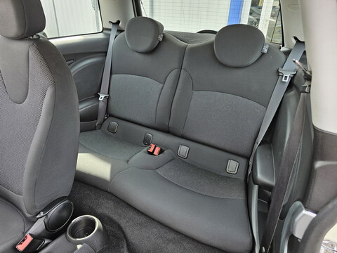 Mini One R56  1.4L 75ch + Clim