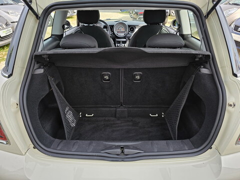 Mini One R56  1.4L 75ch + Clim