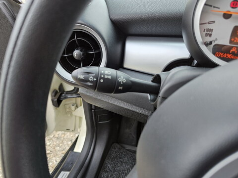 Mini One R56  1.4L 75ch + Clim
