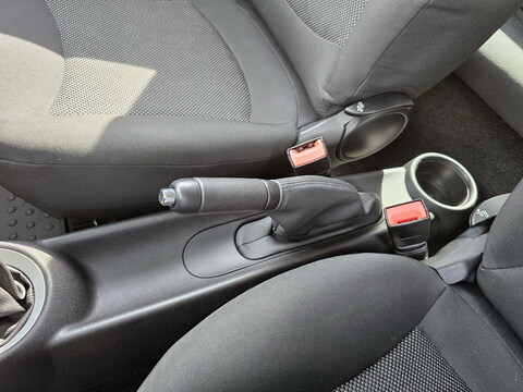 Mini One R56  1.4L 75ch + Clim