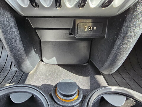 Mini One R56  1.4L 75ch + Clim