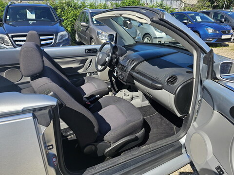 Volkswagen New Beetle Cabriolet  2.0l 115ch Essence