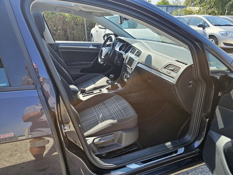 Volkswagen Golf SW VII 1.6 TDI 110ch Lounge 
