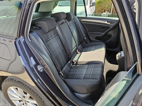 Volkswagen Golf SW VII 1.6 TDI 110ch Lounge 