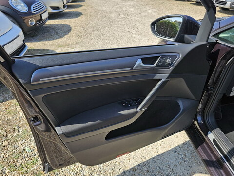 Volkswagen Golf SW VII 1.6 TDI 110ch Lounge 