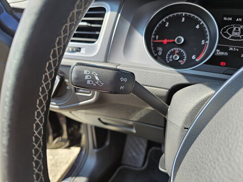Volkswagen Golf SW VII 1.6 TDI 110ch Lounge 