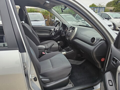 Toyota RAV4 II  150 VVT-i GX 4X4 5p