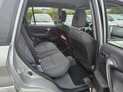 Toyota RAV4 II  150 VVT-i GX 4X4 5p