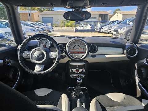 Mini (R56) Cooper  120ch 50 Camden