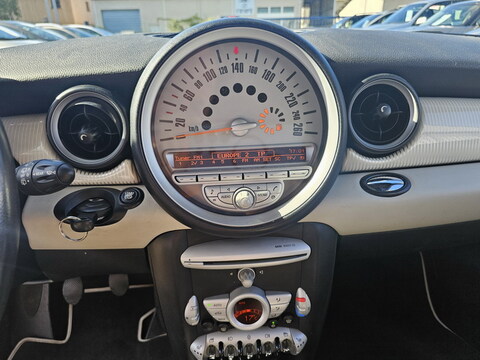 Mini (R56) Cooper  120ch 50 Camden