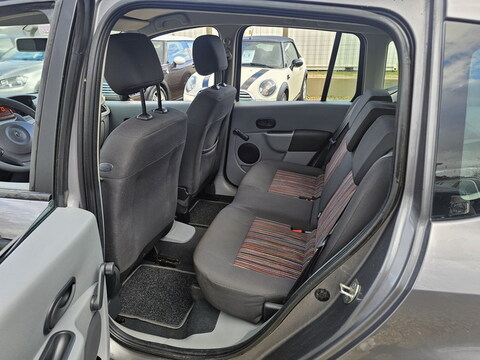 Renault Grand Modus  1.6 16v 110ch Dynamique BVA