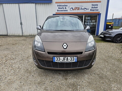 Renault Grand Scenic III  1.4 TCe 130ch Carminat TomTom 5 places