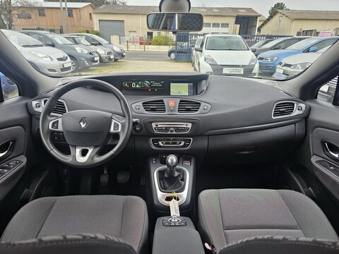 Renault Grand Scenic III  1.4 TCe 130ch Carminat TomTom 5 places