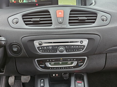 Renault Grand Scenic III  1.4 TCe 130ch Carminat TomTom 5 places