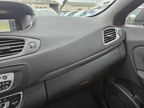 Renault Grand Scenic III  1.4 TCe 130ch Carminat TomTom 5 places