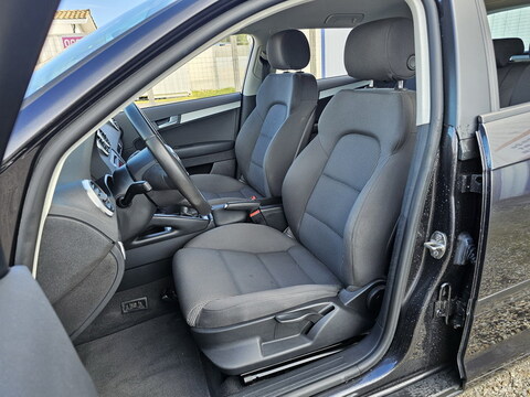 Audi A3 Sportback  1.4 TFSI 125ch Ambition