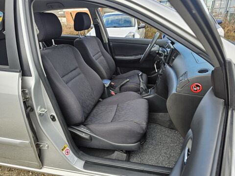 Toyota Corolla IX  1.4 100 VVT-i Terra 5p