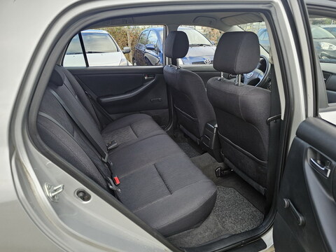 Toyota Corolla IX  1.4 100 VVT-i Terra 5p