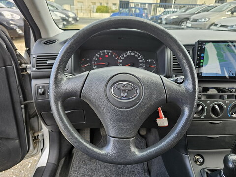 Toyota Corolla IX  1.4 100 VVT-i Terra 5p