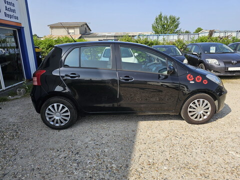 Toyota Yaris II  85 VVT-i Luna 5p 