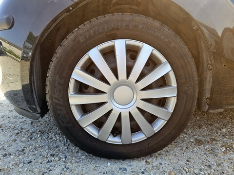 Toyota Yaris II  85 VVT-i Luna 5p 