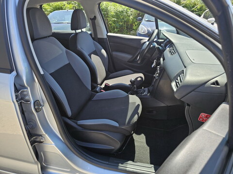 Citroën C3 II  1.4i 75ch Attraction 5p