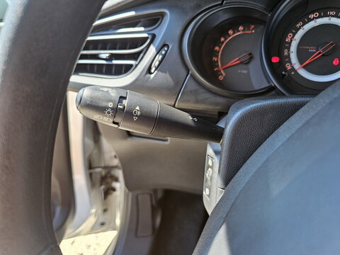 Citroën C3 II  1.4i 75ch Attraction 5p
