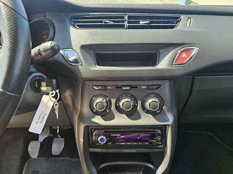 Citroën C3 II  1.4i 75ch Attraction 5p