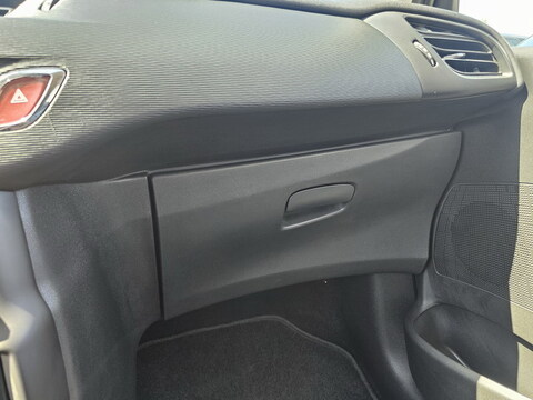 Citroën C3 II  1.4i 75ch Attraction 5p