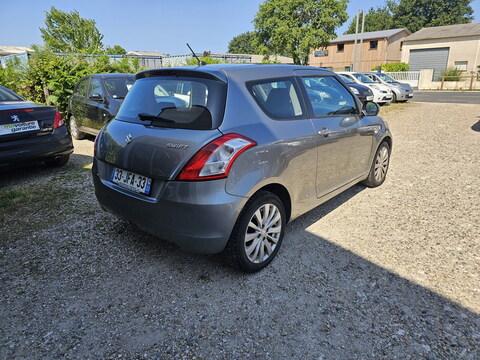 Suzuki Swift III  1.2 VVT GLX 3p