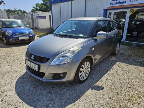 Suzuki Swift III  1.2 VVT GLX 3p