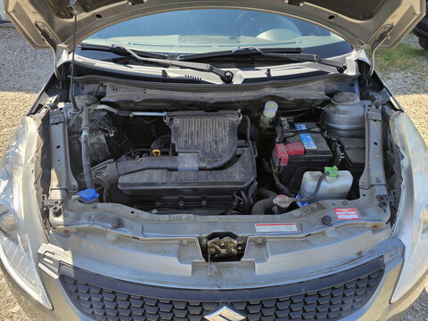 Suzuki Swift III  1.2 VVT GLX 3p