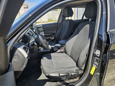 BMW Série 1 II  116d 116ch Lounge 5p