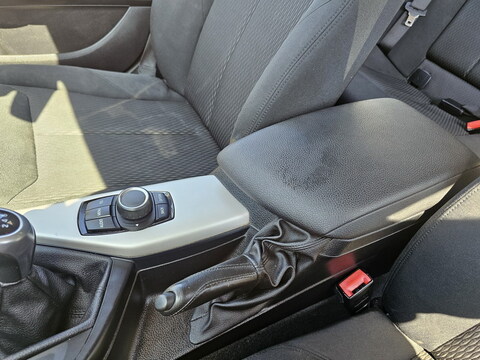 BMW Série 1 II  116d 116ch Lounge 5p