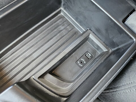 BMW Série 1 II  116d 116ch Lounge 5p