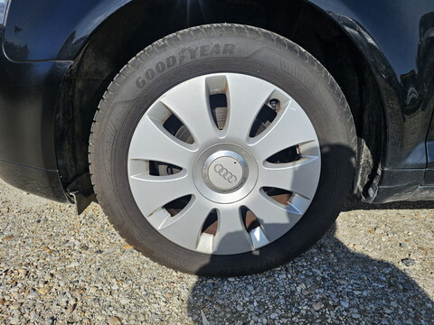 Audi A3 Sportback  1.6 102ch Attraction *100000kms*